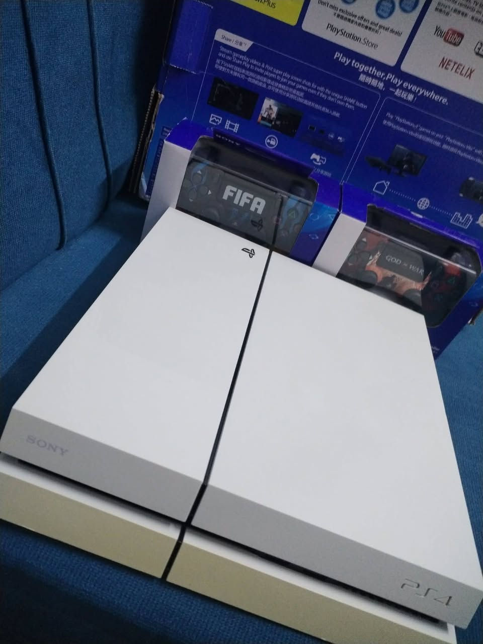 البلي 4 فات مهكر الاصدار الذهبي 9.0.0 مستقر 100  الون البيض جهاز مثل ما جاي اشوف النضافة   مع كامل ملحقاته الصليه و2 جويستك
سعر 250 مكاني سوق الشيوخ


**إذا كنت صاحب هذا الإعلان وتريد حذفه لأي سبب، رجاءا أرسل رسالة إلى الدعم الفني**