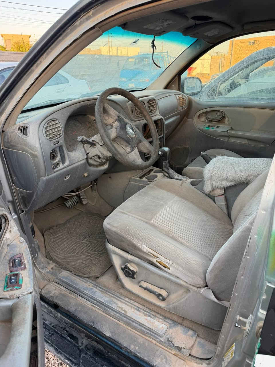 بلايزر موديل ٢٠٠٨ مزاد وزاره داخليه محرك رايحات منا غراض السعر ٣٢٥٠ مليون مكان الانبار. الاستفسار ***********
