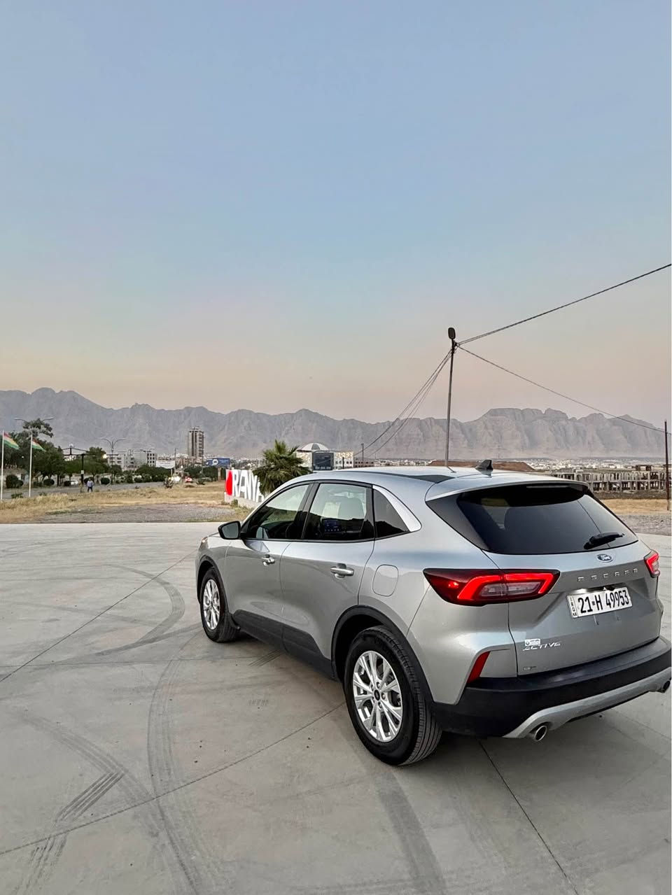 Ford escape (Active) 2023

فۆرد ئیسكەیپ مۆدێل ٢٣ 
سەیارەكە مەكینە سێ پستۆنی ١٥ ی تۆربۆیە ماڵی دۆستە بێمەسرەفە سەنەوی نوێیە بەناوی خۆمەو بێكێشەیە 
بۆیاغ پێنج پارچەی لای سەیاقی هەیە نرخیشی 138 گەڵاو معامەلەیەكی كەم . 
واتسەپ :*********** رانية, السليمانية
