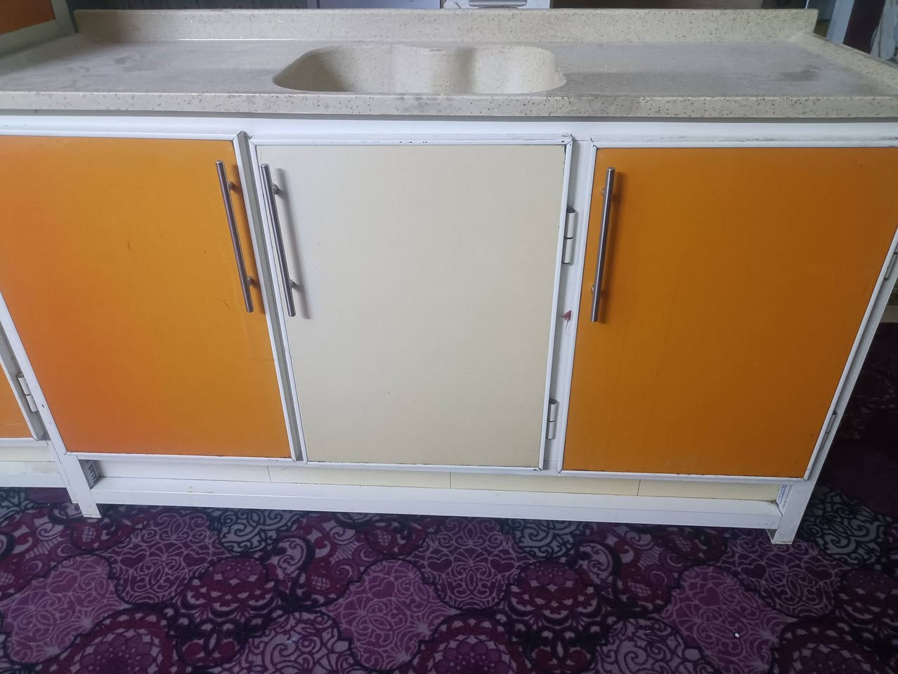 كاونتر تزكام ٣قطع اخو الجديد
الكاونتر مترين 
السنك متر ونص مرمر 
مكاني بغداد منطقه الرشاد


**إذا كنت صاحب هذا الإعلان وتريد حذفه لأي سبب، رجاءا أرسل رسالة إلى الدعم الفني**