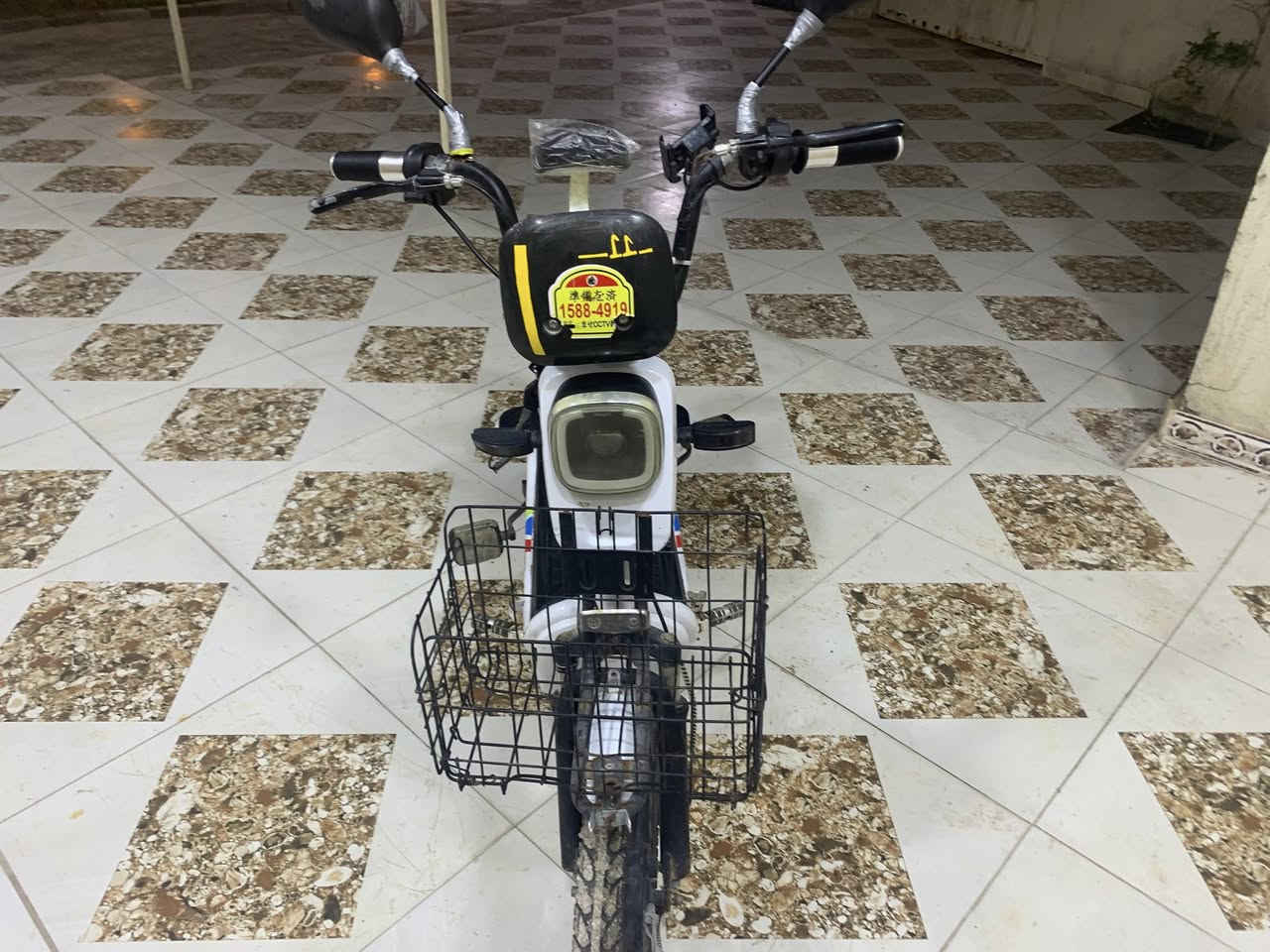 السلام عليكم دراجه شحن للبيع السعر 200وبيه مجال الرقم ***********
