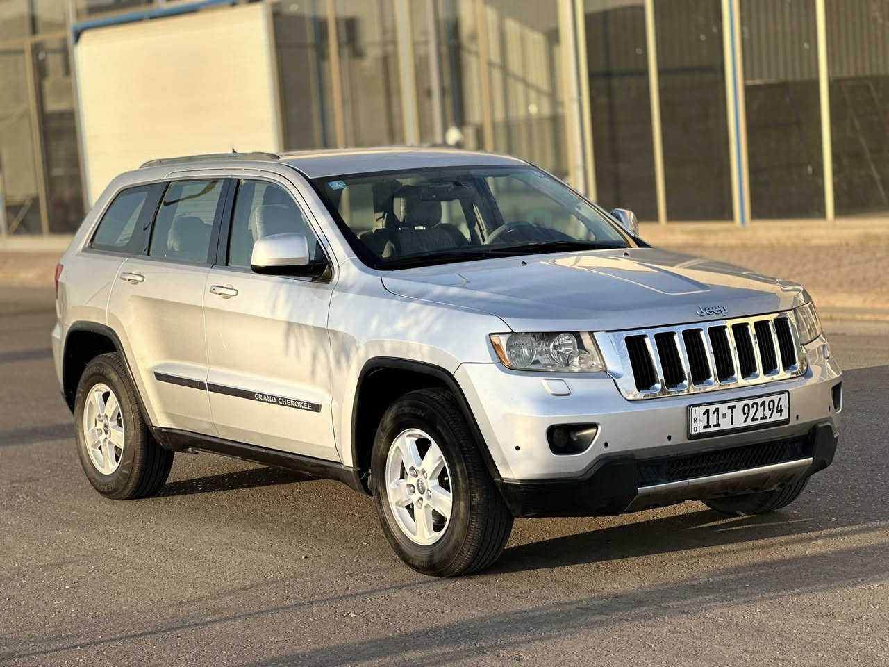 جيب ٢٠١١ رقم بغداد
بيه صبغ قطعتين بدون دواخل مكينه وكير مكفول مامفتوح

السياره جاهزه تبريد صدر تخم تاير جديد السياره جاهزه بدون نقص مكان السياره بغداد السعر ١٤٨ للاستفسار اتصال فقط 

***********
