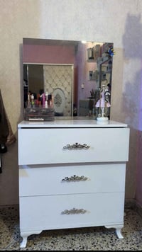 منصور • ماكو توصيل • غرفة نوم