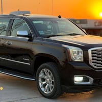 يوكن SLT • ٢٠١٥ • ٥٣٠٠