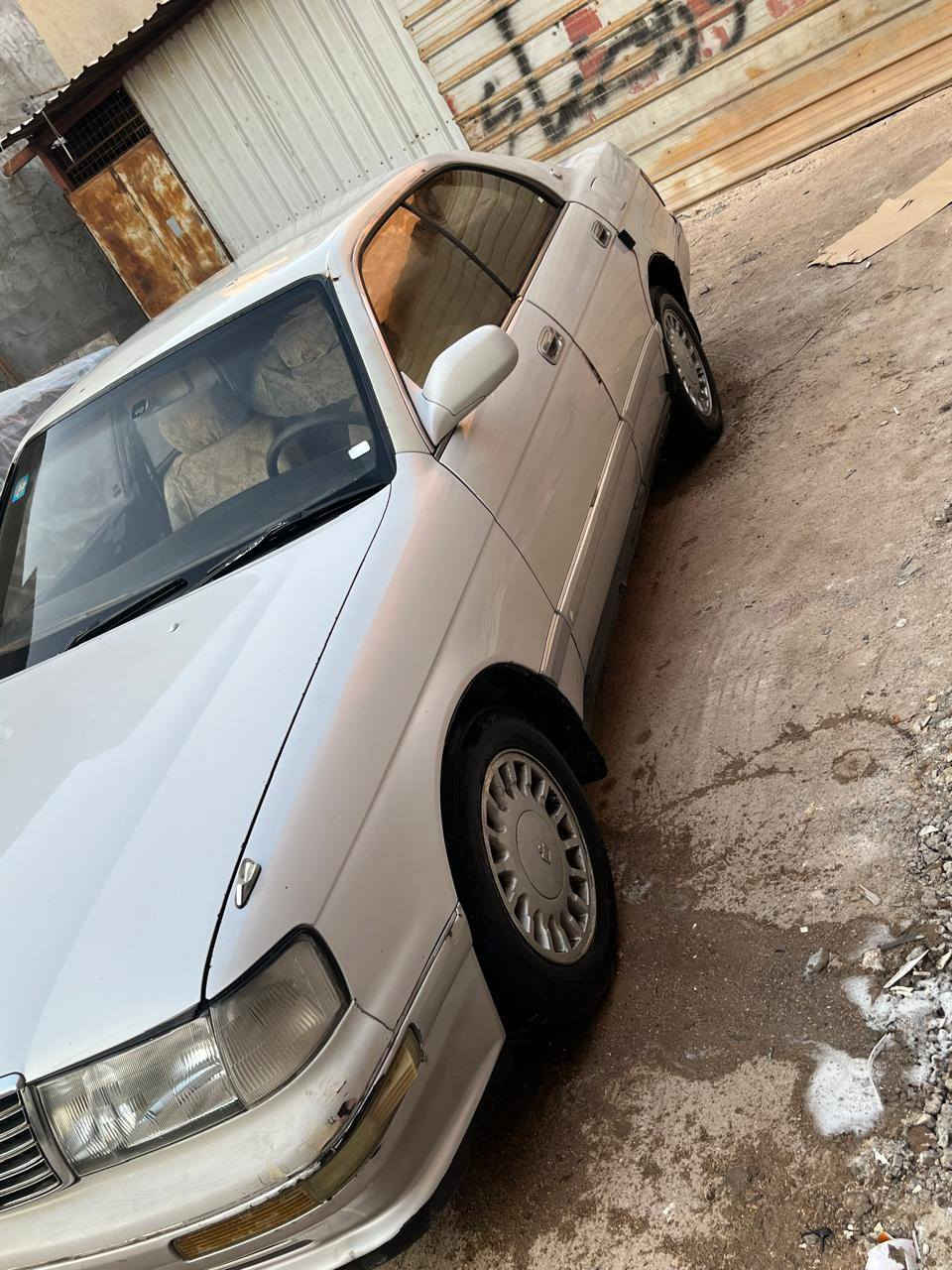 بطه منفصل موديل 1994 كفاله كصه ونقل جثه واصوليات سنويه لل٢٨ بأسمي تايرات ثنين جدد صدر نص عمر داخل حلوه كهربائياته كله شغاله لايتات جدد تبريد ما يشتغل  البدي شوف العين (كوم حديد) لا تكلي مصبوغه ولا مضروبه شوف العين هاي التفاصيل كله 
السعر ٤١ وبيه مجال قليل
*********** العنوان ابو الخصيب حمدان رأس شارع ع الداخل
انه مكلب بلنشر اتصلو ع الرقم
