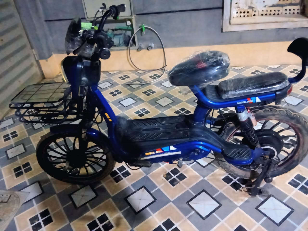 باسكل شحن نضيف 5 بطاريات للبيع وللمراوس بدراجة شعندك نزل والسعر خاص المكان ديالى بعقوبة تحرير


**إذا كنت صاحب هذا الإعلان وتريد حذفه لأي سبب، رجاءا أرسل رسالة إلى الدعم الفني**