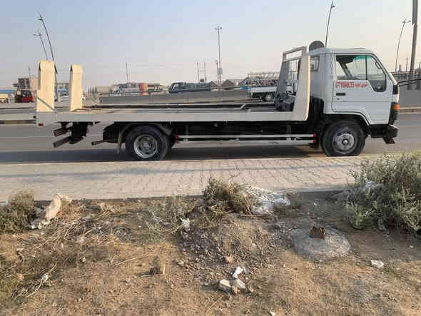 سلام عليكم تيوتة سطحة مديل 1993 رقم بغداد الماني 28 بلسنوية حمل مكينة 14 بيهة خيط بخار صاحبهة يريد تحويل السعر  80 وبيهة مجال قليل اني مكلف بلنشر هاذة رقم صاحبهة ***********
