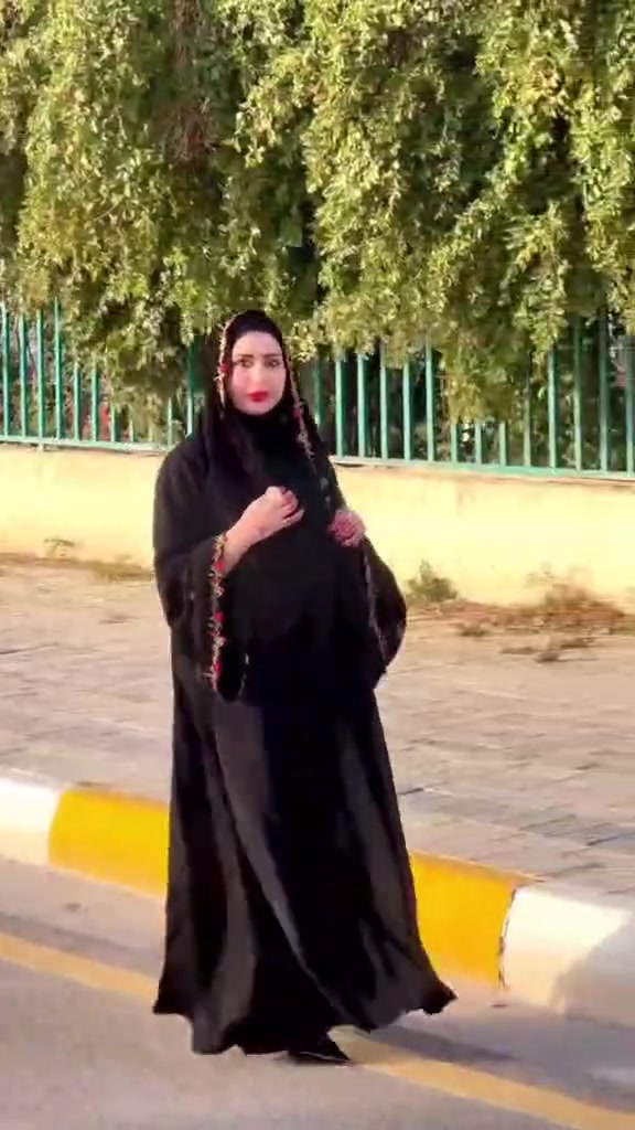 وصلنا حديثاً: عباءة الورد الأنيقة بسوادها الفاحم وتفاصيلها التي تنبض بالحياة 🌹. الخيار المثالي لكل امرأة تبحث عن إطلالة تجمع بين الفخامة والنعومة.
​قماش سندريلا درجة أولى.وصلنا حديثاً: عباءة الورد الأنيقة بسوادها الفاحم وتفاصيلها التي تنبض بالحياة 🌹. الخيار المثالي لكل امرأة تبحث عن إطلالة تجمع بين الفخامة والنعومة.
​قماش سندريلا درجة أولى.
​متوفرة بجميع القياسات.
​🛍️ احصلي عليها الآن قبل نفاد الكمية!
راسلينا على الخاص لتفاصيل السعر والقياس.
​متوفرة بجميع القياسات.
​🛍️ احصلي عليها الآن قبل نفاد الكمية!
راسلينا على الخاص لتفاصيل السعر والقياس. #العراق #عبايات #عباية #عيد #ملابس_نسائيه


**إذا كنت صاحب هذا الإعلان وتريد حذفه لأي سبب، رجاءا أرسل رسالة إلى الدعم الفني**
