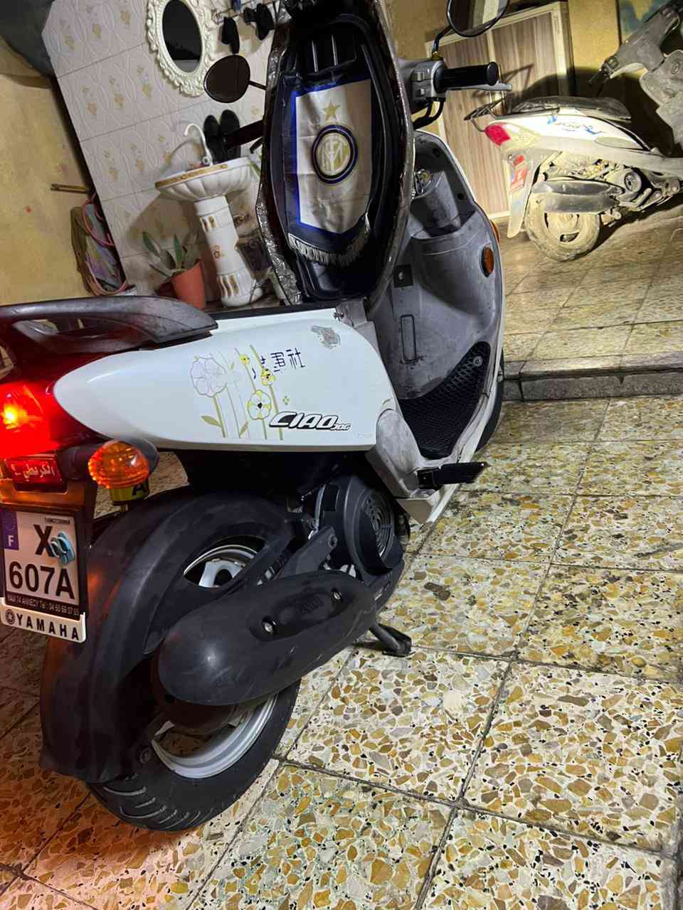 سلام عليكم فله للبيع صاله أربع اشهر نازله من الرمبه حديث چكمچه بانزين كله محسن دهن  امزويل ختم واحد ويه المكينه دراجه مابيه نقص برغي مذب عليه ولا ربع اترايك وين متريد السعر 1050 اوبيه مجال بسيط مكاني بغداد البياع الشرطة الخامسه ***********
