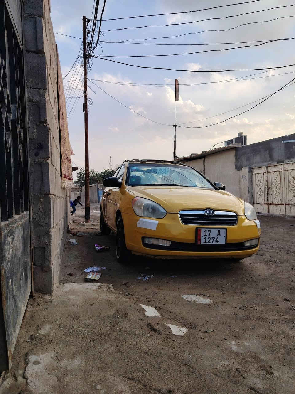 السلام عليكم اكسنت موديلات 2009 سياره جديده حلوه ومكينه كرتون جير توني شاده حداديه توني نافضها سياره تخم تاير سياره بديها مسبوق بيها متجر بيبارد وبيها معجون اربع اصابع البصره بالزبير انت ***********
