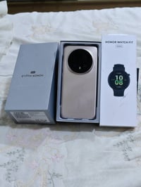 للبيع هونر ماجك 8 برو نضافه 100  كامل مع الهدايا ذاكره 512 رام 16  كام...