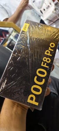 بوكو F8 برو • ٥١٢ • كامل ملحقات