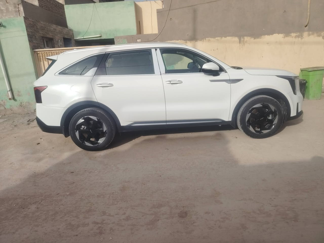 السلام عليكم سورنتو ٢٠٢٤خليجي كفاله عامه ماشيه ٢٠جديد جديده بسمي مواصفات معروفه السعر ٣١٠ مكان السياره ديوانيه ***********
