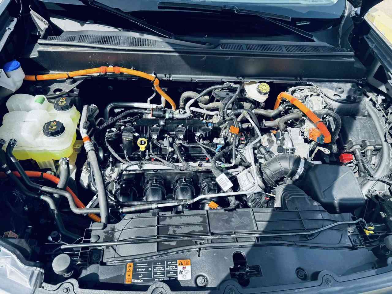 سلام عليكم فورد مافريك موديل 24
كفالة عامة 
‏مواصفات ‫ فول 1/1 رقم ديالى تحويل ثاني يوم السعر 220￼ ***********
