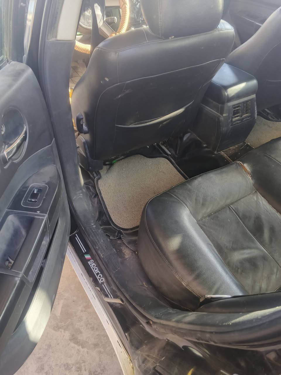 جانجر 10اصل كير مكينه خير من الله السيارة حادثه الباب جيهت العبري تخم تاير حداديه جديده استوني شاده السعر 75وبيه مجال امكلف بلنشر رقم راعي السيارة ***********
