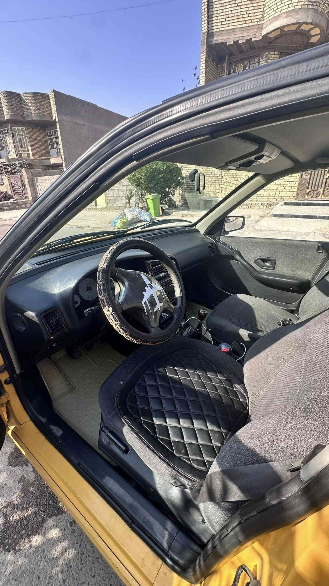 السلام عليكم ❤️
بيجو بارص 2013 
مثل ما تشوفها بالصورة وبالحقيقة بعد احلى وانظف✅
كير+مكينة خير من الله ✅سيارة مكفولة كفالة عامة✅
سيارة صافية كلشي ما مبدل بيها فقط البنيد 
……………………..
عارضها 47 وبيها مجال للطيبين ❤️
للاستفسار: ***********
موجود بي واتساب 
مكاني بغداد
