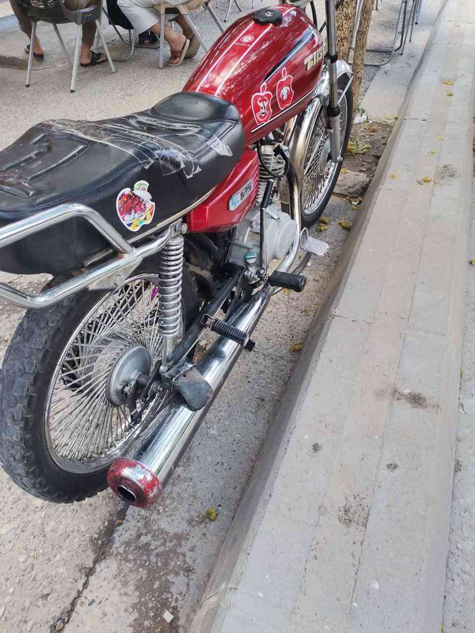 سلام عليكم ماطور للبيع ما بي كلعيب شلعه مرتبه جديد وياله جديده سعره ٢٨٠او بي مجال الشرا خابر  ***********
