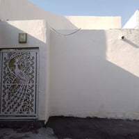 بيت 100 متر في قطاع ٨٠ مقابل قطاع ٧٥  اول فرع بعد ملعب الترابي  استقبا...