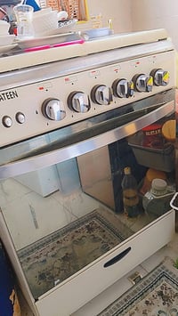 طباخ المتين قياس 60*60 نظيف كلش 250 الف واتساب 07704569110