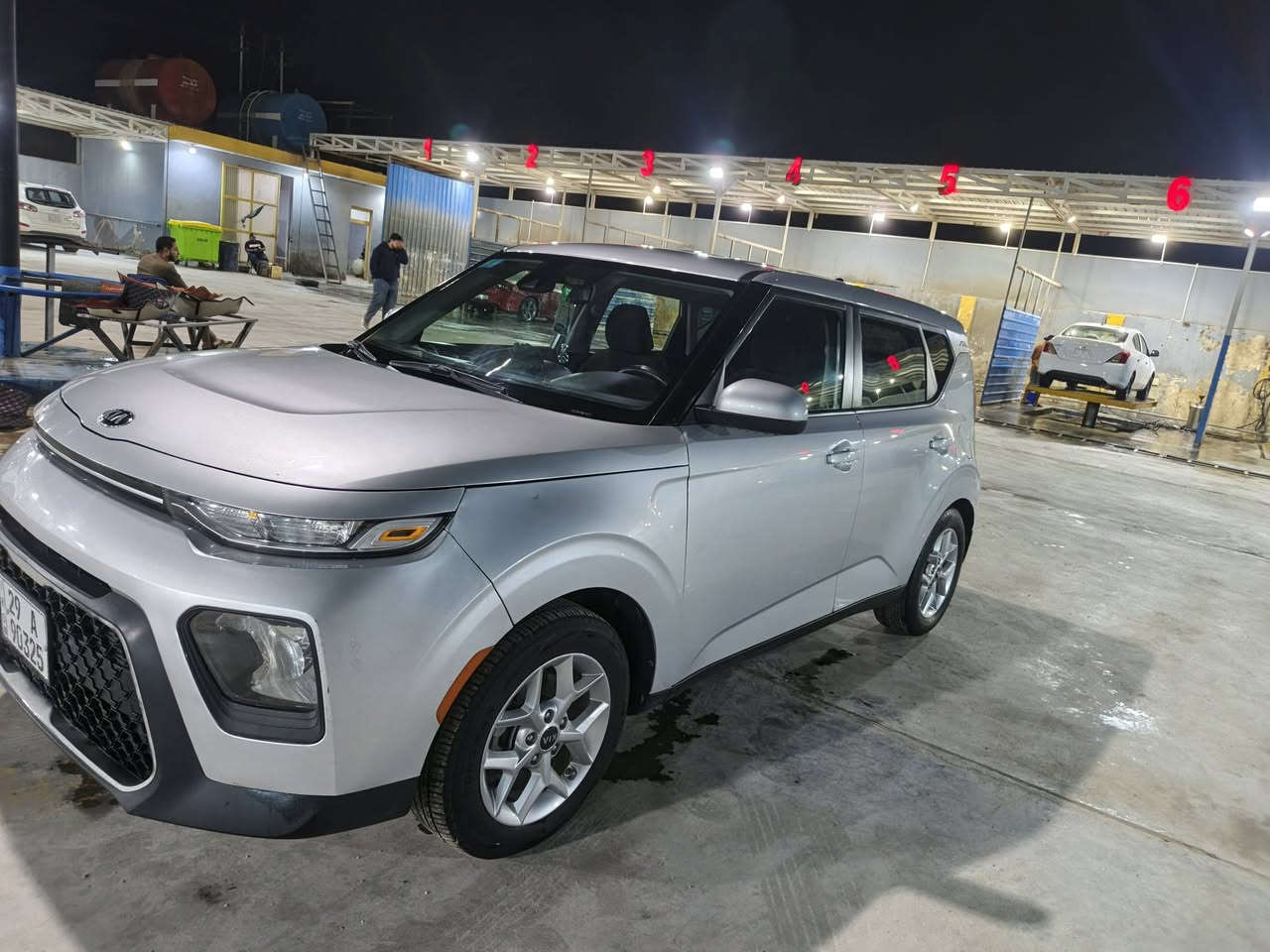 🔥 للبيع أو المراوس كيا صول _ Kia SOUL رقم  واسط بااسمي حادثه جاملغ وبنيد 
تبديل ٣ قطع بدون صبغ بدون بارد 
🔥موديل2020 

✨سياره مواصفات ( s ) 

موصفات السياره ؛
✨محرك 2000 دوش
✨تحكمات ستيرن 
✨شاشه كاربلي
⚡️مثبت سرعه
✨مثبت مسار 
✨نضام Atou stopتوقف ذاتي 
✨ثلاث انضمه قياده (normal-sport_comfat)
✨اشاير ترحيبيه أثناء التشغيل 
✨رادار امامي  خلفي و جانبي 
✨حساسات جانبيه وخلفيه 
✨

🔥مشي السياره ؛83mi
الاستفسار على الرقم ***********
