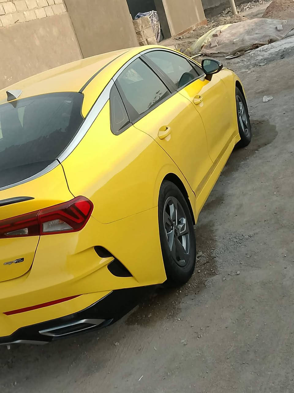 كي فايف موديل ٢٢ بيها فخذه مبدلها حادث كدامك فول مواصفات عده الفتحه سعر ١٣٥ رقمي ***********
