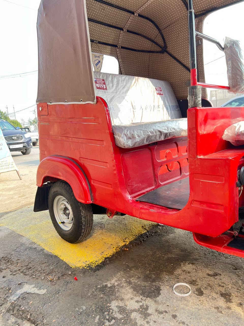 سلام عليكم اقرأ المنشور للخير فدوه اروحلك تكتك 18رقم وسنويه
انكليزي راعيها بالكوت يمي تك معمره دوس
ومكينه 20 خير من الله تكتك مال جناي
من يدك لشارع والله
السعر 6200 وبيها مجال قليل
المو شراي خلي يعبر المنشور كوت مركز مدينه
*********** الخاص مغلق
