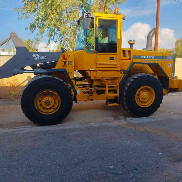 للبیع حجم L90Cمودیل 97رقم سلیمانیە جدید 
جوب جاملغات صبوغ 
***********
