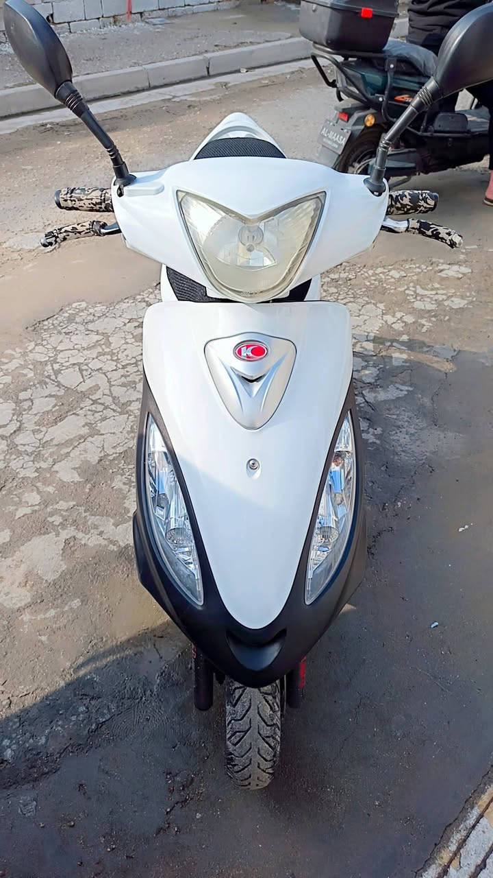 سلام عليكم كايمكو 2013 رمبه ومسجل رقم وسنويه كفاله عامه مكانه ملعب شارع ***********
