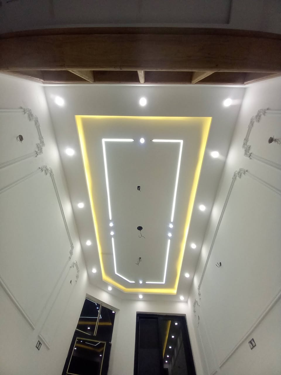 تاسيسات كهربائية عمل بوري  وسيمنس وعمل البوردات الكهربائية بادارة سيد اثير السلطاني الموسوي موبايل ***********
