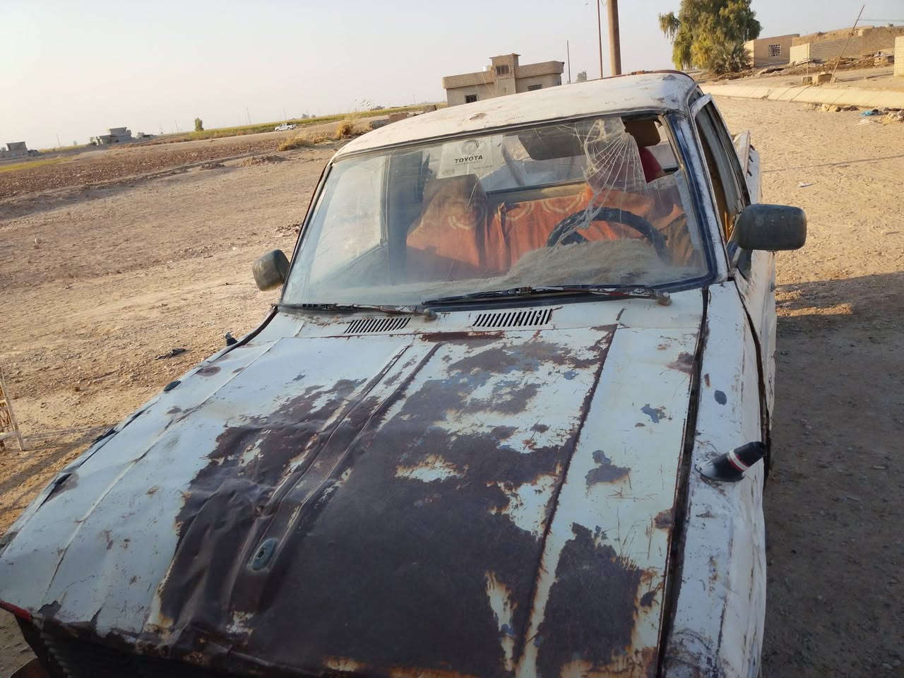 السلام عليكم بسبب الوعود الكاذبه تم اعاده النشر سياره 80 للبيع شقاله رقم تاميم أوراق كاملة السعر 10 اوراق الاتصال على الرقم ‏‪***********‬‏
