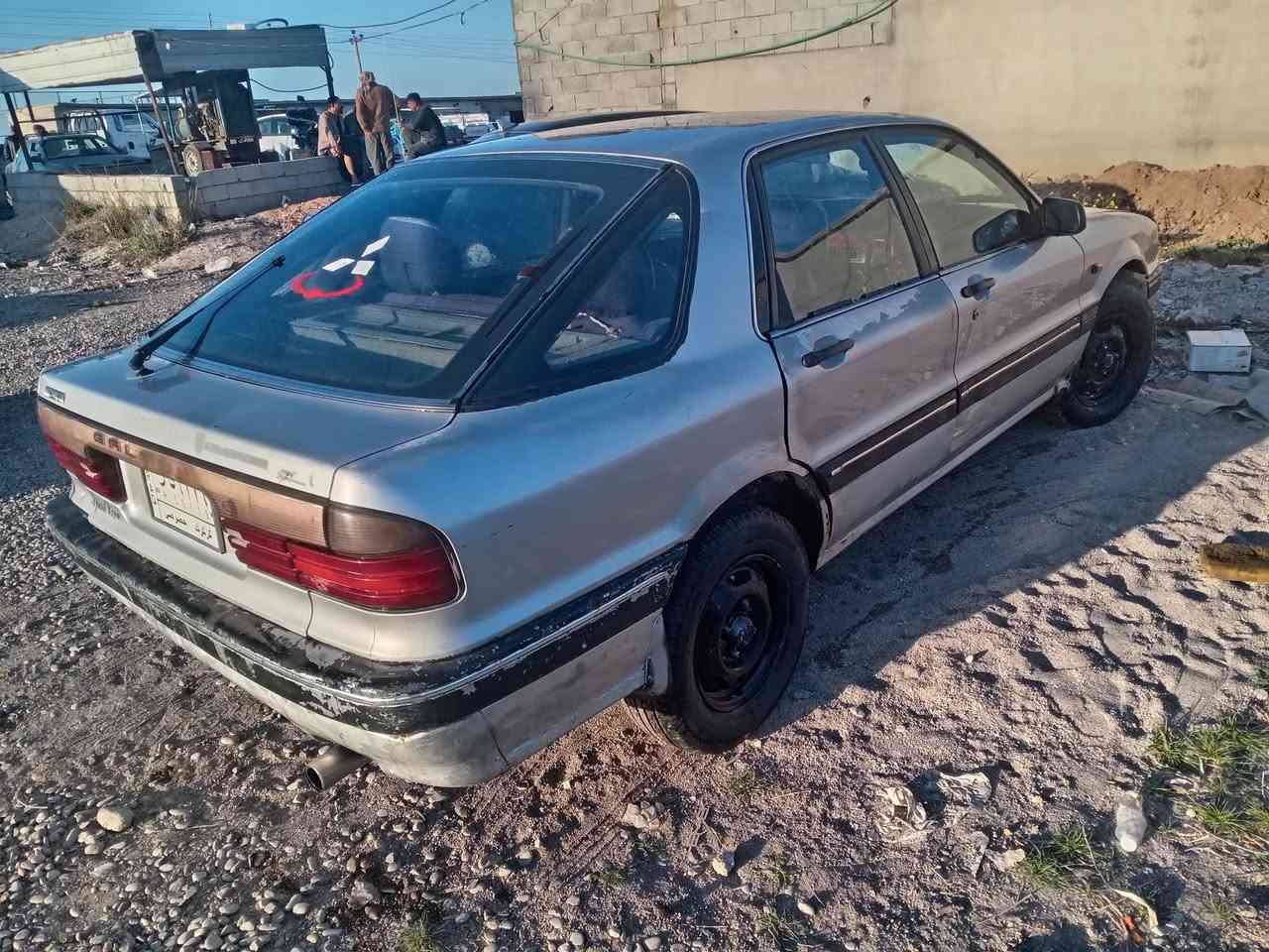 مسبوشي گلن موديل 91 بدون تبريد كير محرك مكفول اي نقص ما بيها السعر 40 وبيها مجال.قليل  للستفسار *********** المكان خانقين قولاي
