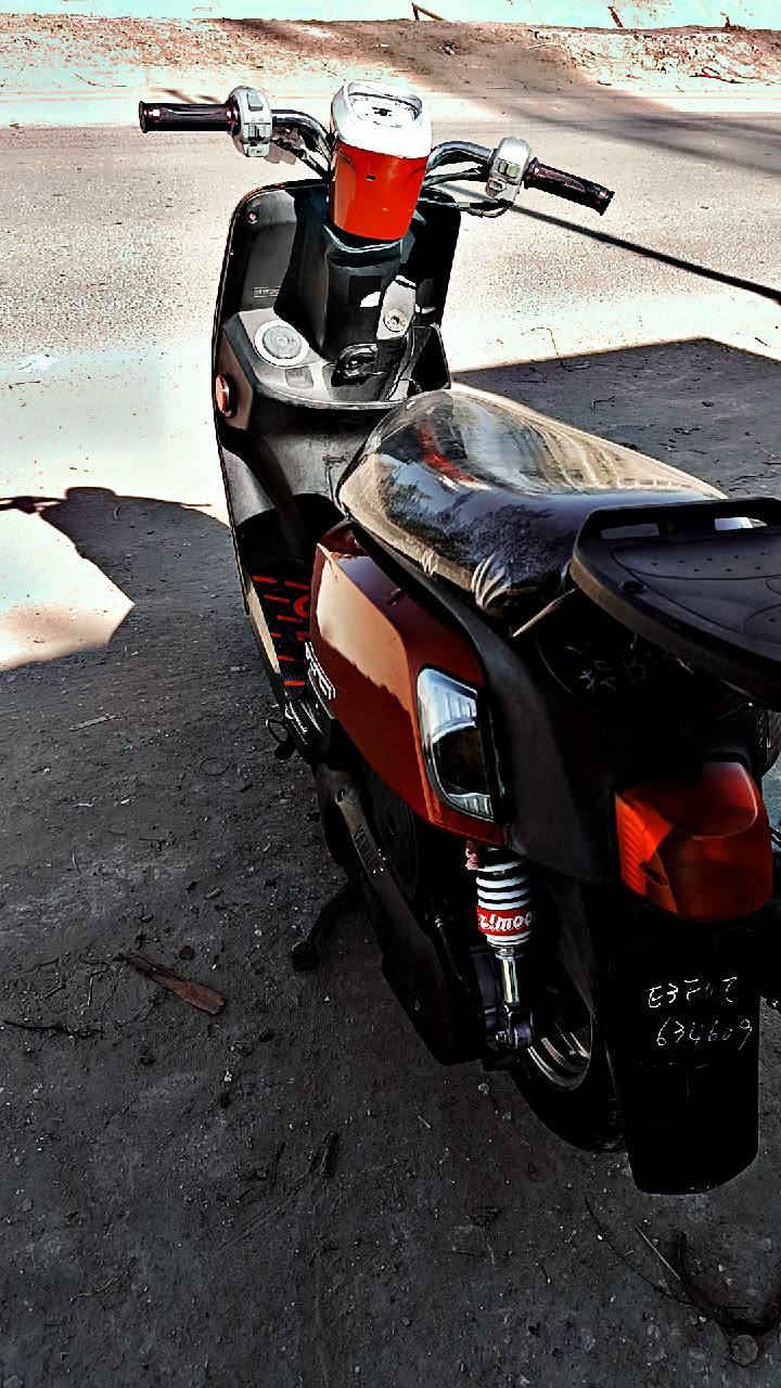 مرخصت مسول الكروب  بوليس موديل 2014 كفاله     ختم واحد نوزل.  تغير لون فقط دراجه انضف من الصوره 1250او بيه مجال حك الجيه. استفسار اتصل *********** غير متواجت فيس
