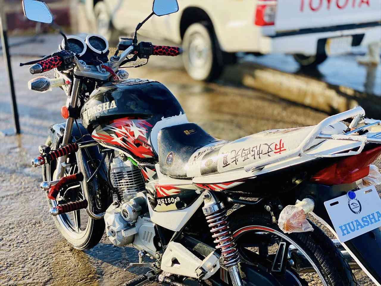 السلام عليكم

هيوشه للبيع ويرهم مراوس حسب القناعه  
موديل 2019 
الماطور جاهز اخذ تراي وين متريد   السعر 575 وبي مجال
***********
