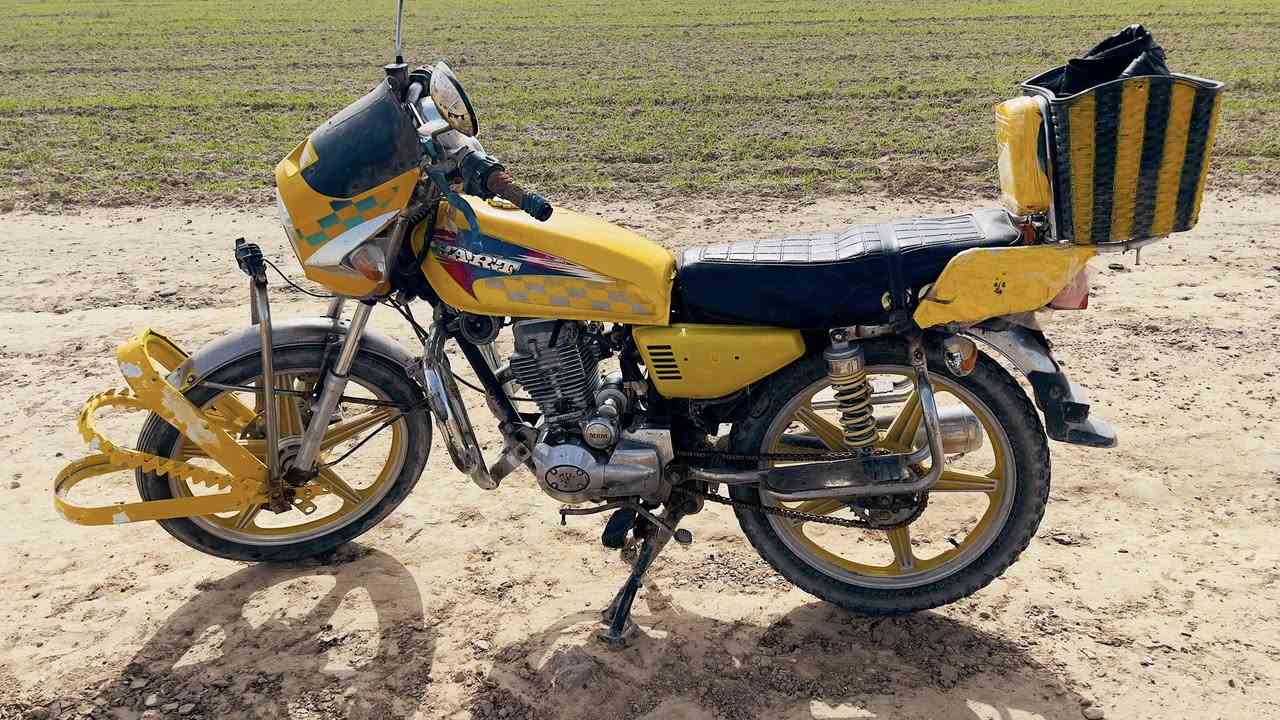 السلام عليكم عندي ماطور  5گير  السلف يشخط يشتغل  هندر   السعر 250وبي مجال يرهم  مرارس  جني ابو الكله


**إذا كنت صاحب هذا الإعلان وتريد حذفه لأي سبب، رجاءا أرسل رسالة إلى الدعم الفني**