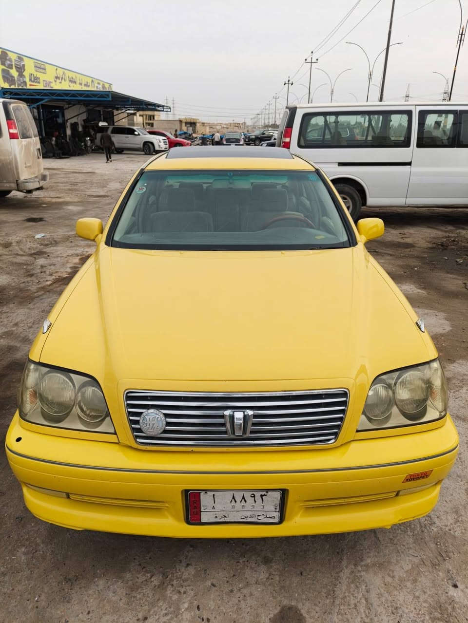 السلام عليكم ملكه للبيع وكالة فقط  كصه قمارة فقط خط كربلاء بغداد جاهزة للشغل ماناقصه اي شي 
سياره فتحة وكشنات كهربائي وستيرن كهربائي العنوان كربلاء للستفسار الاتصال على الرقم *********** مكلف بالنشر غير متواجد على الفيس
