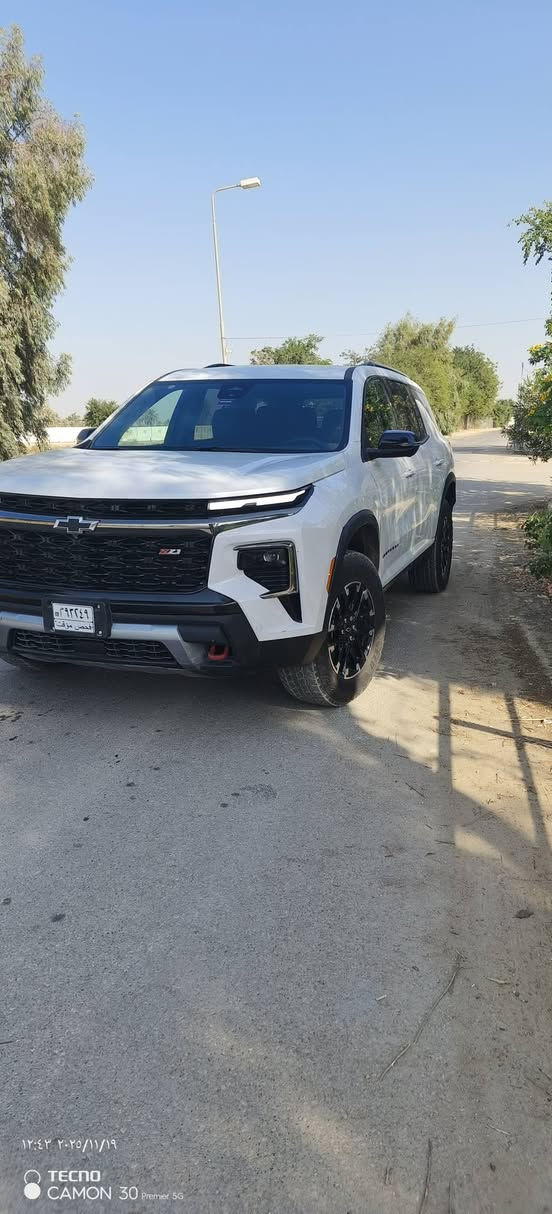 شوفرليت ترافرس 2024 Z71
بدون صبغ بدون تبديل 
عداد مسافه 200ml زيرو
ليبل واحد 
بارد جملغ فقط الامامي
دخول جديد
مواصفات معروفه 
ضرر بسيط جداا 
السعر 350 مع المجال
السيارة كلش حلوة احلى من الصور
***********
