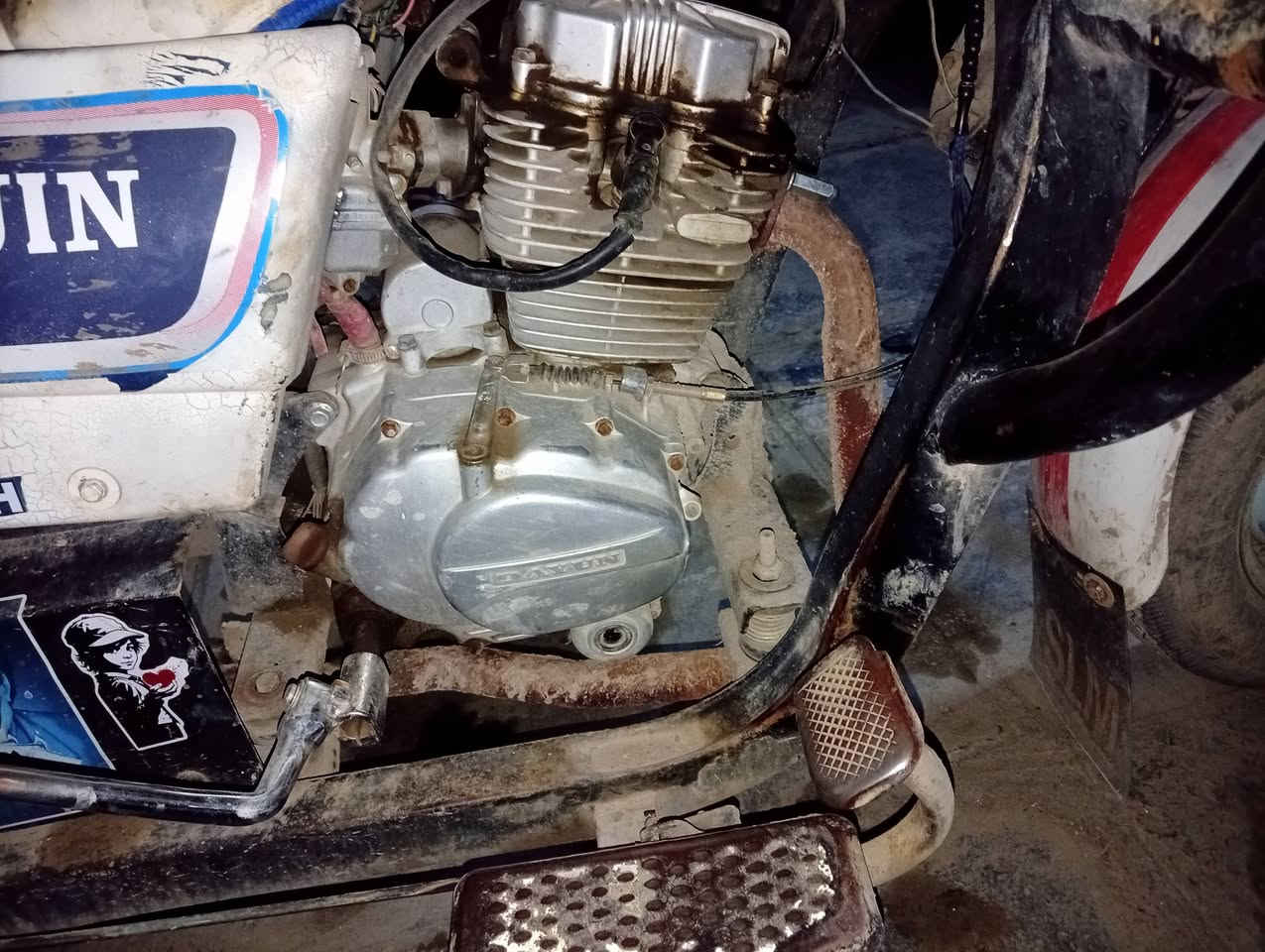 سلام عليكم ستوتة للبيع موديل 2018  .رقم انكليزي تحويل ثاني يوم  السعر 1400 وبيهة مجالل العنوان كوت حي الجهاد: الشراي يتصل ***********
