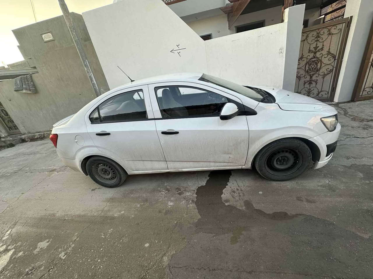 شۆفلێت سۆنک ٢٠١٢ گێڕ عادی
ڕەقەم هەولێر سەنەوی ٣ ساڵ بەسەر جووە
بەشەرتی مەکینە و گێڕ و کارەبای و تەقەو ڕەقە
٥٥ گەڵا و معامەلە 
*********** السليمانية, العراق
