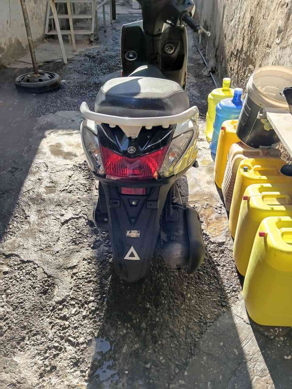 سلام عليكم دراجه اكزز حديث اخت ازيرو قبل أيام اشتريته حاليآ للبيع اتصل  على الرقم ***********
