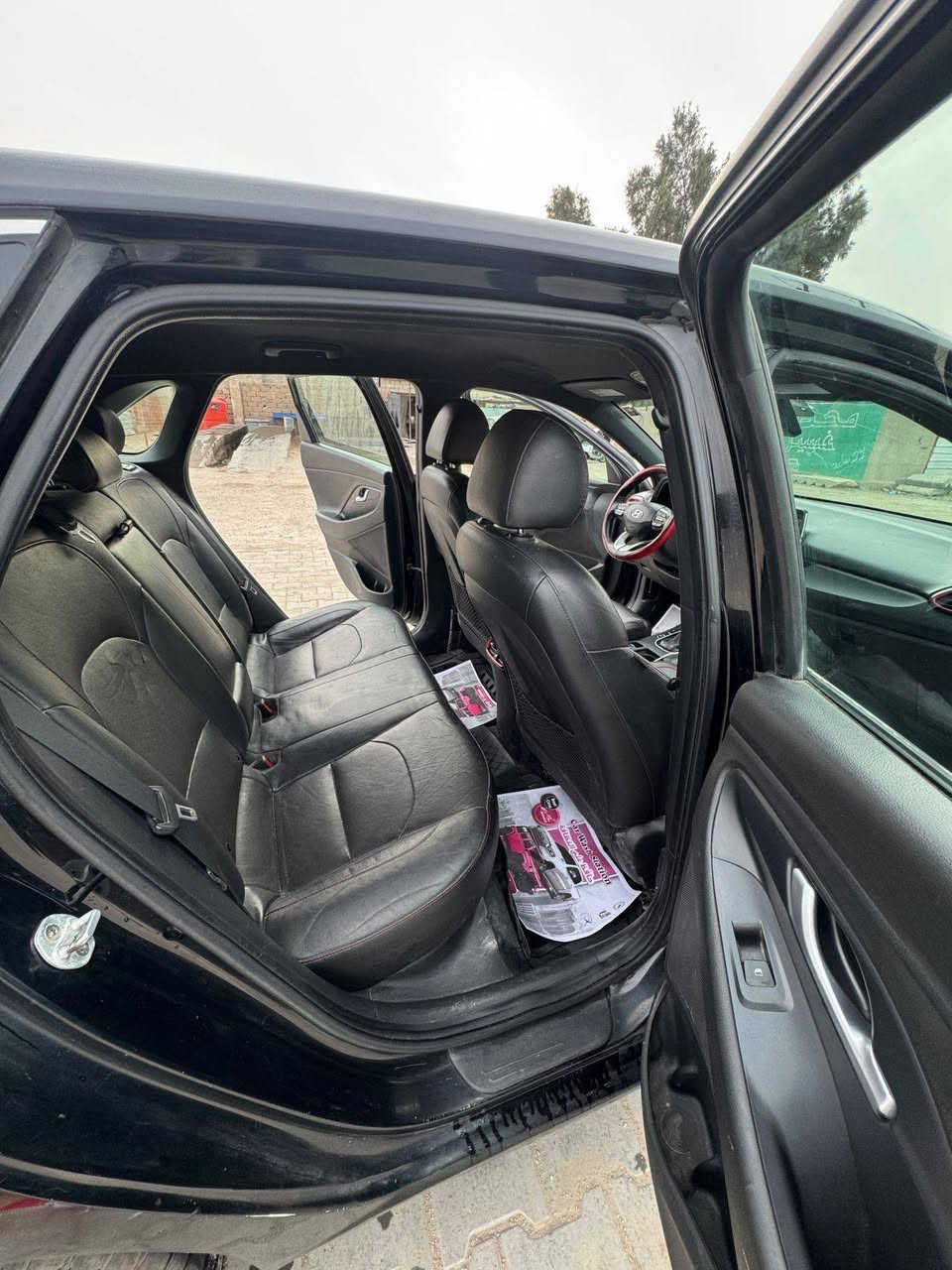 النتره ١٨ بيه بس بارد بدون حادث وتنقيص بالمكينه كلش ضعيف وباقي تجي بعينك وتشوف سنويه ٢٧ السعر ٨٧ بيه مجال المكان بصره قضاء الدير رقم الهاتف ***********
