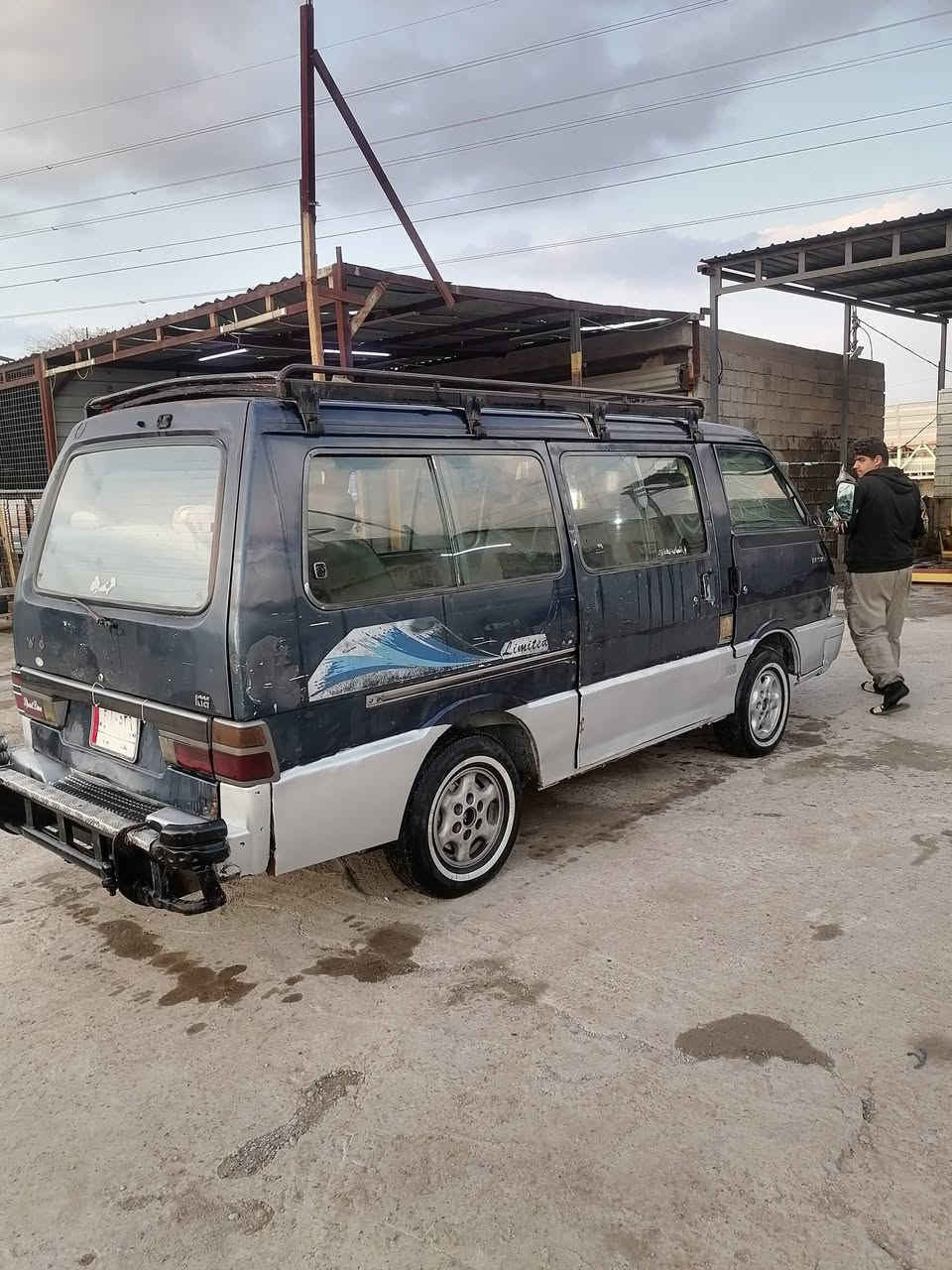 سلام عليكم كية بسته للبيع وهاذه رقمي ***********
