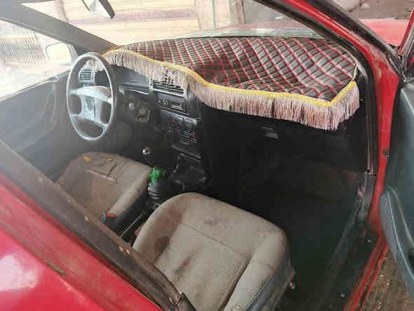 نيسان صني موديل 92 جير مكينه صدر خير من الله مقفوله السياره سياره شرط مراوس وبيع ب 18و مكان السياره ديالى الخالص الشراي يتصل ***********
