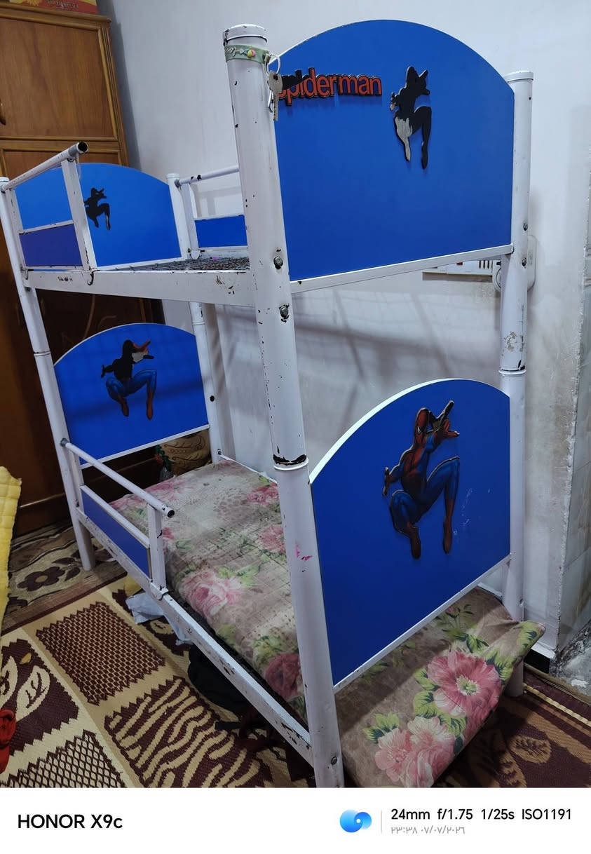 جربايه للبيع طابقين بحاله جيده محتاجلهه فقط بعظ الأماكن صبغ ٦٥الف العنوان كربلاء للاستفسار ***********
