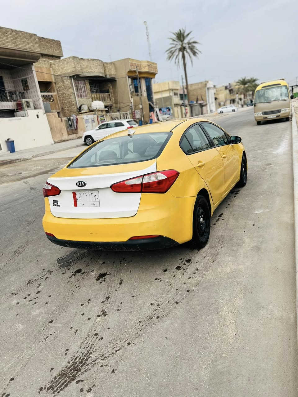 السلام عليكم كيا فورتي 2014 دوش 1800
وارد أمريكي بيها بنيد مبدل 
بيها هذا البارد المكرفع 
السعر ١٠٥ وبيها مجال 
بغداد ***********
