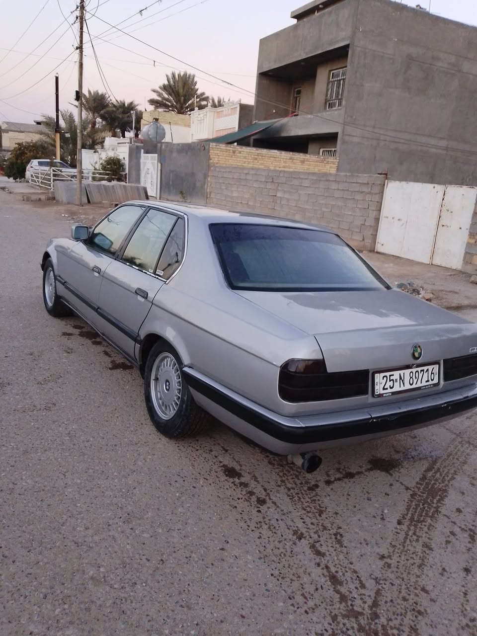 بي ام 735 كير عادي مديل 92 رقم دولي كير محرك مكفول تخم تاير جديد شديتة  فيت بم نوزلات بلكات كلة جديد 
فتحة شغالة بيها صالنصة رياضي مضخم صوت سيارة جاهزة من كلشي سعرها 36
مكاني بغداد الامين ***********
***********وتساب
