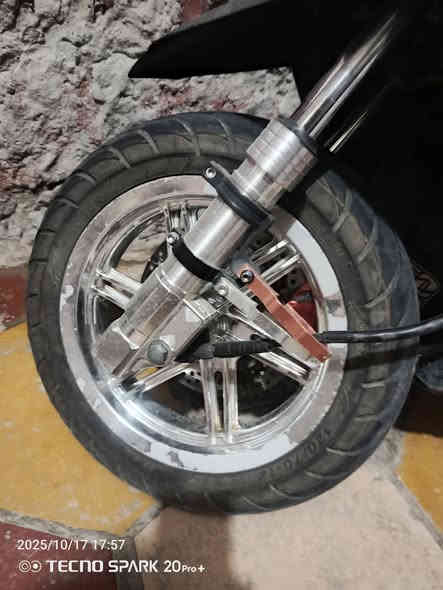 وياله سكنس عام لون ستيل مكفولات كفاله عامه سعرهن 250وبيهن مجال
مكاني حله 
رقمي ***********
