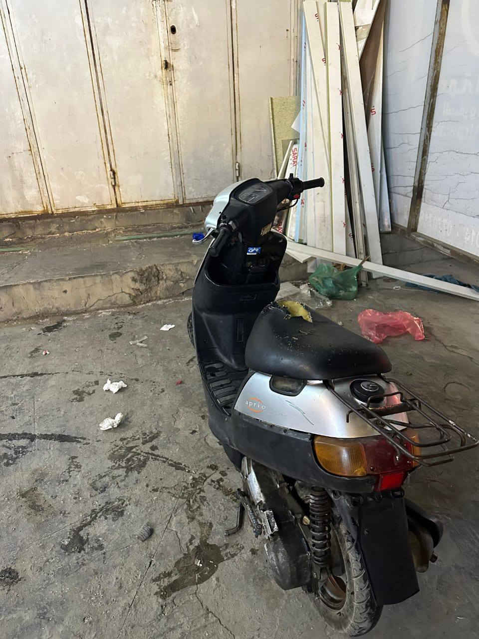 السلام عليكم شباب للبيع دراجه بطه دراجه كله شغاله سلف هندر اشاير لايت دراجه تخبل السعر٢٠٠ وبيه مجال بصيط


**إذا كنت صاحب هذا الإعلان وتريد حذفه لأي سبب، رجاءا أرسل رسالة إلى الدعم الفني**