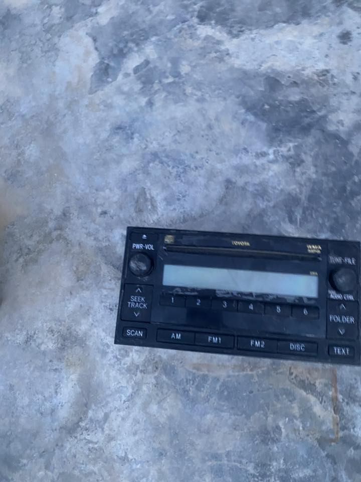 السلام عليكم  كل الغراض للبيع ***********
