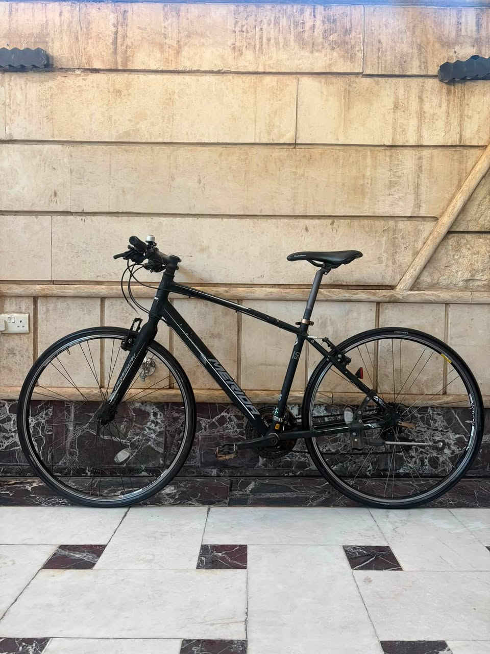 السلام عليكم
للبيع بايسكل ماركه MERIDA🌟
ارتفاع الفريم 46 S
حجم التاير 28
كروب سيت شيمانو تورني 7x3
وياله مختوم ميردا 
تايرات مختوم ميردا
قبضات ستيرن ميردا 
الدراجه كلها ختم واحد ووضع حاويه 
غير مستخدمه داخل العراق

السعر 215 الف🌟
مكاني بغداد زيونة 710📍
للتواصل/***********☎️
يتوفر توصيل جميع انحاء العراق🚚
