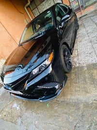 تيوتا كامري TRD  ماشيه ٢٠  الف ميل 2023  رقم بغداد  گير محرك مكفول موا...